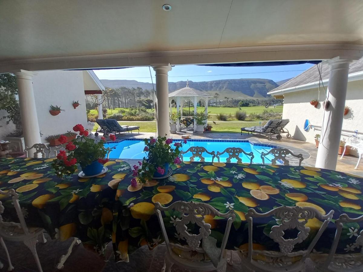 Mulligans Guest Lodge Hermanus Extérieur photo