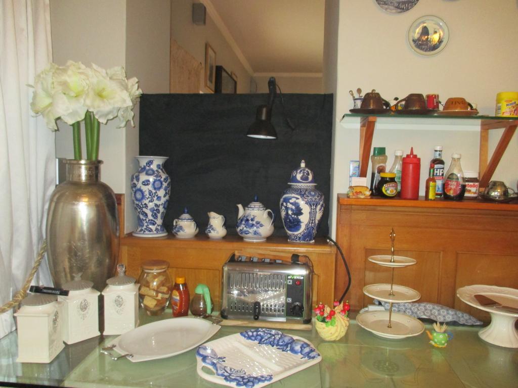 Mulligans Guest Lodge Hermanus Extérieur photo