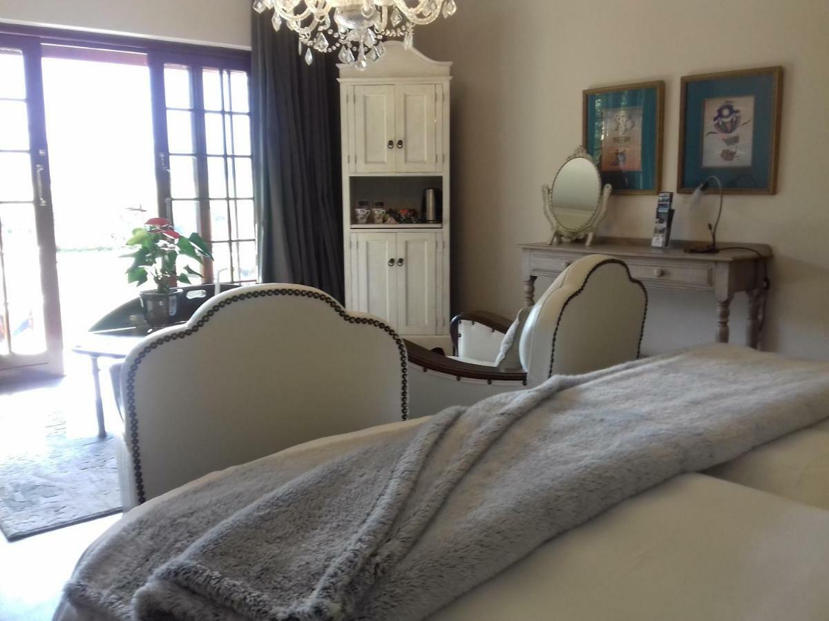 Mulligans Guest Lodge Hermanus Extérieur photo
