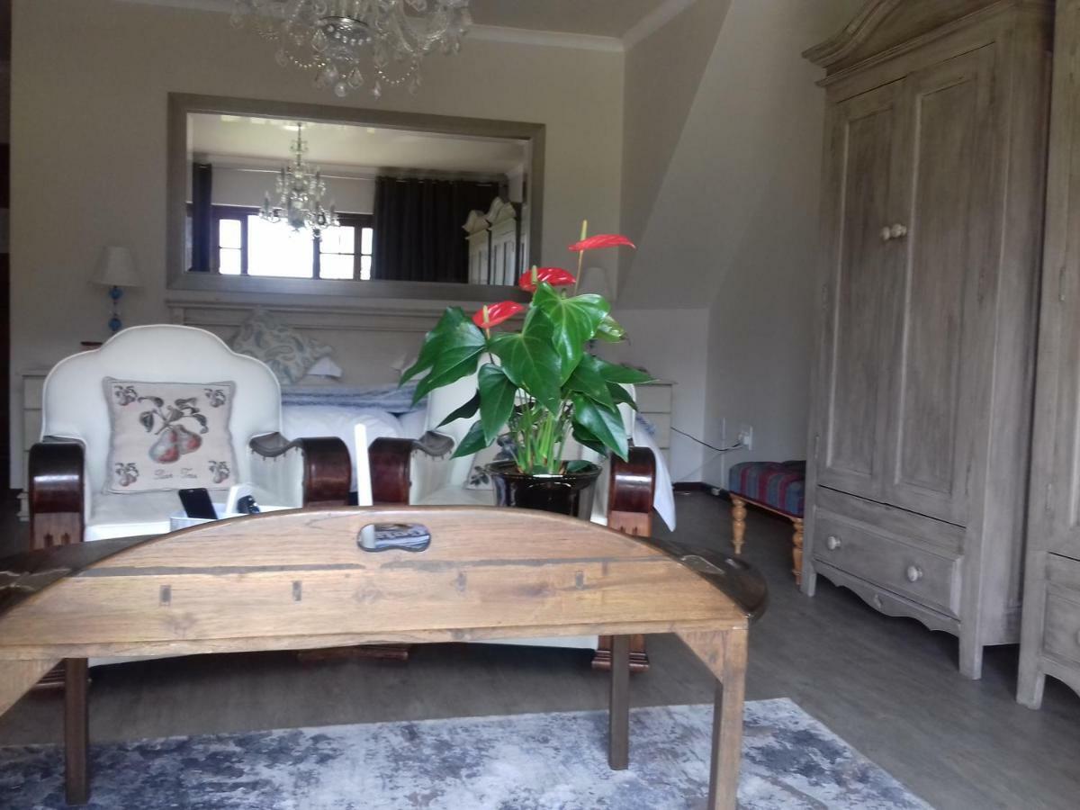 Mulligans Guest Lodge Hermanus Extérieur photo