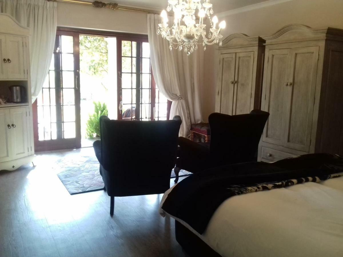 Mulligans Guest Lodge Hermanus Extérieur photo