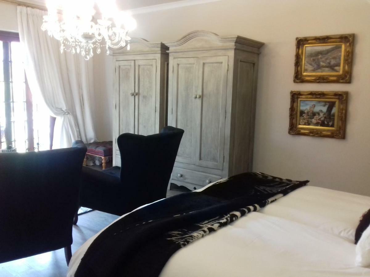Mulligans Guest Lodge Hermanus Extérieur photo