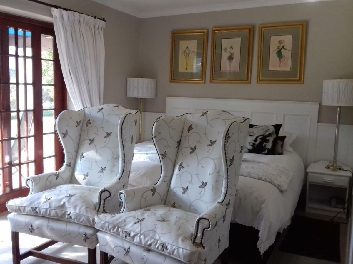 Mulligans Guest Lodge Hermanus Extérieur photo